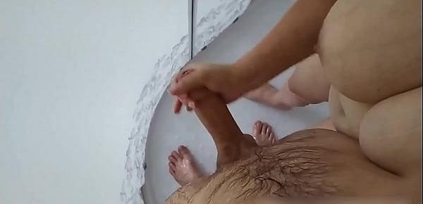 trendsstep mom jerk off a dick to her son in the shower